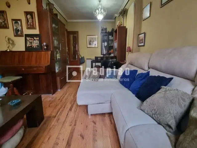 Sala d'estar de Casa o xalet en venda en Colmenar Viejo amb Aire condicionat, Calefacció i Jardí privat