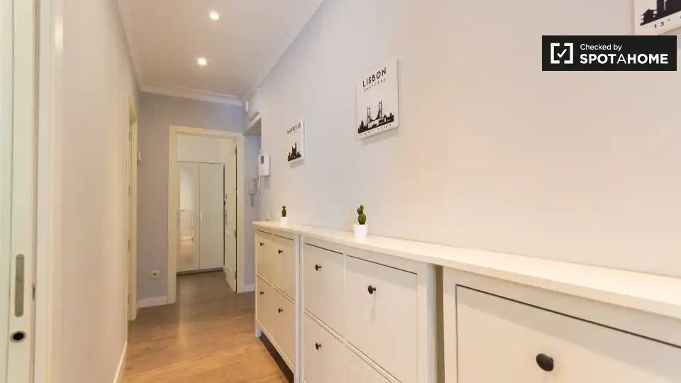 Room in Puerta del Ángel