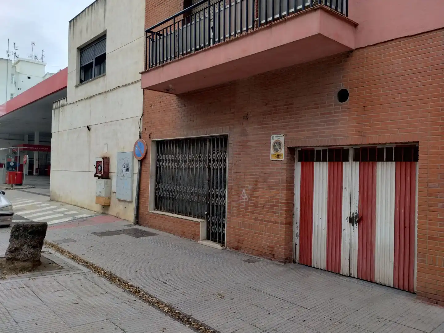 Exterior view of Garage for rent in Huelva  with Alarm