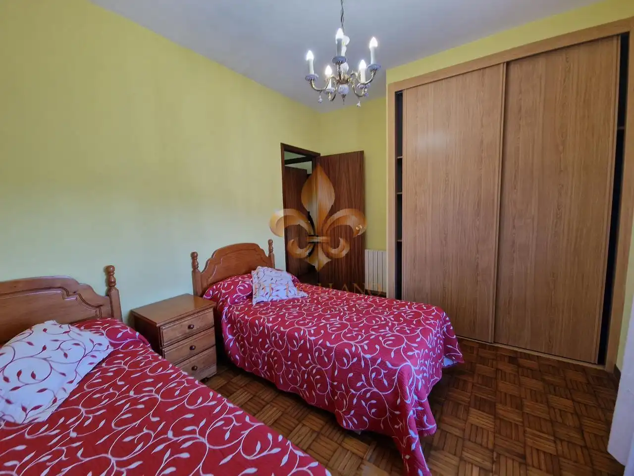 Habitación de Casa o chalet en venta en Gondomar con Calefacción, Terraza y Balcón