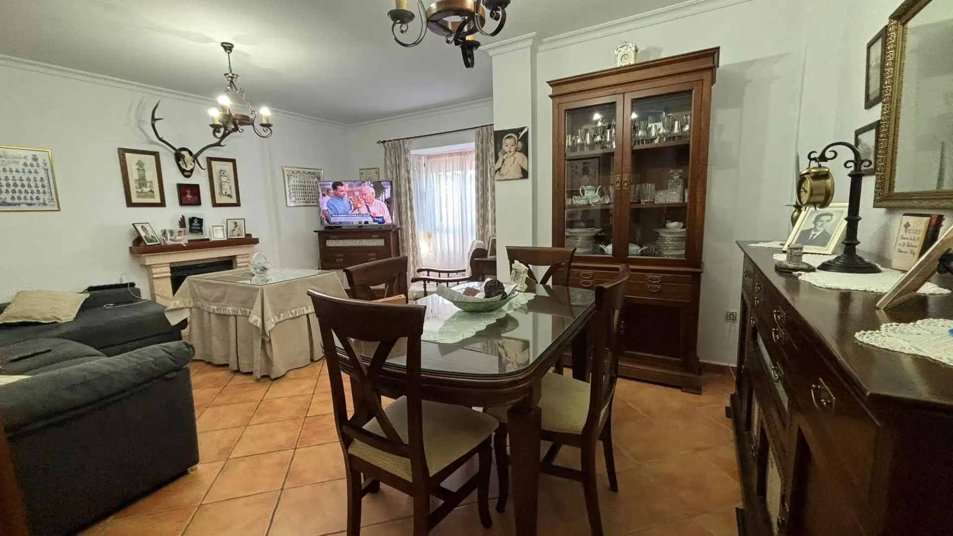 Menjador de Casa o xalet en venda en Chiclana de la Frontera amb Aire condicionat, Jardí privat i Traster