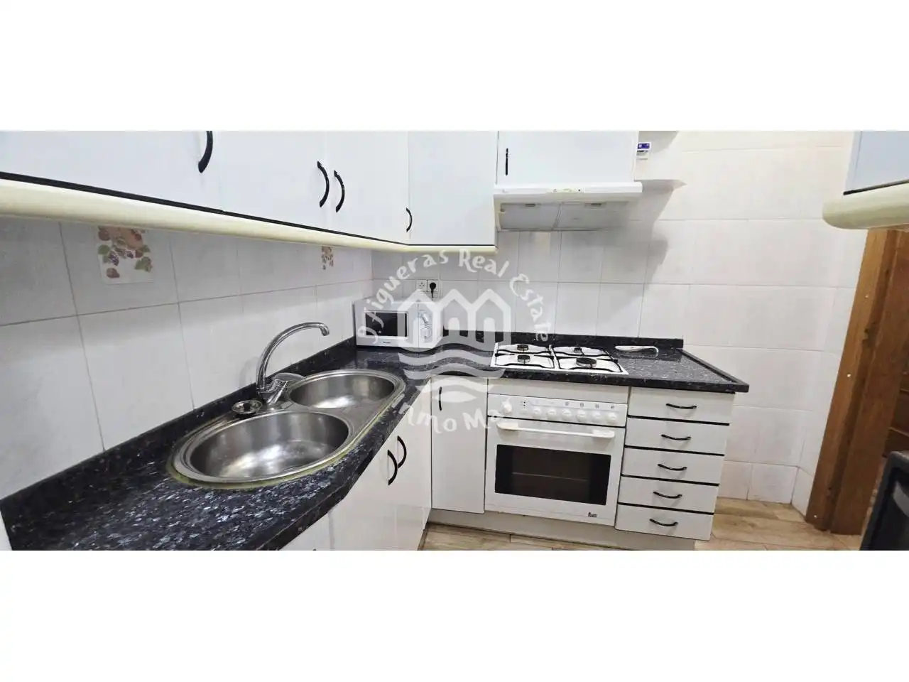 Cuina de Pis en venda en Terrassa amb Moblat
