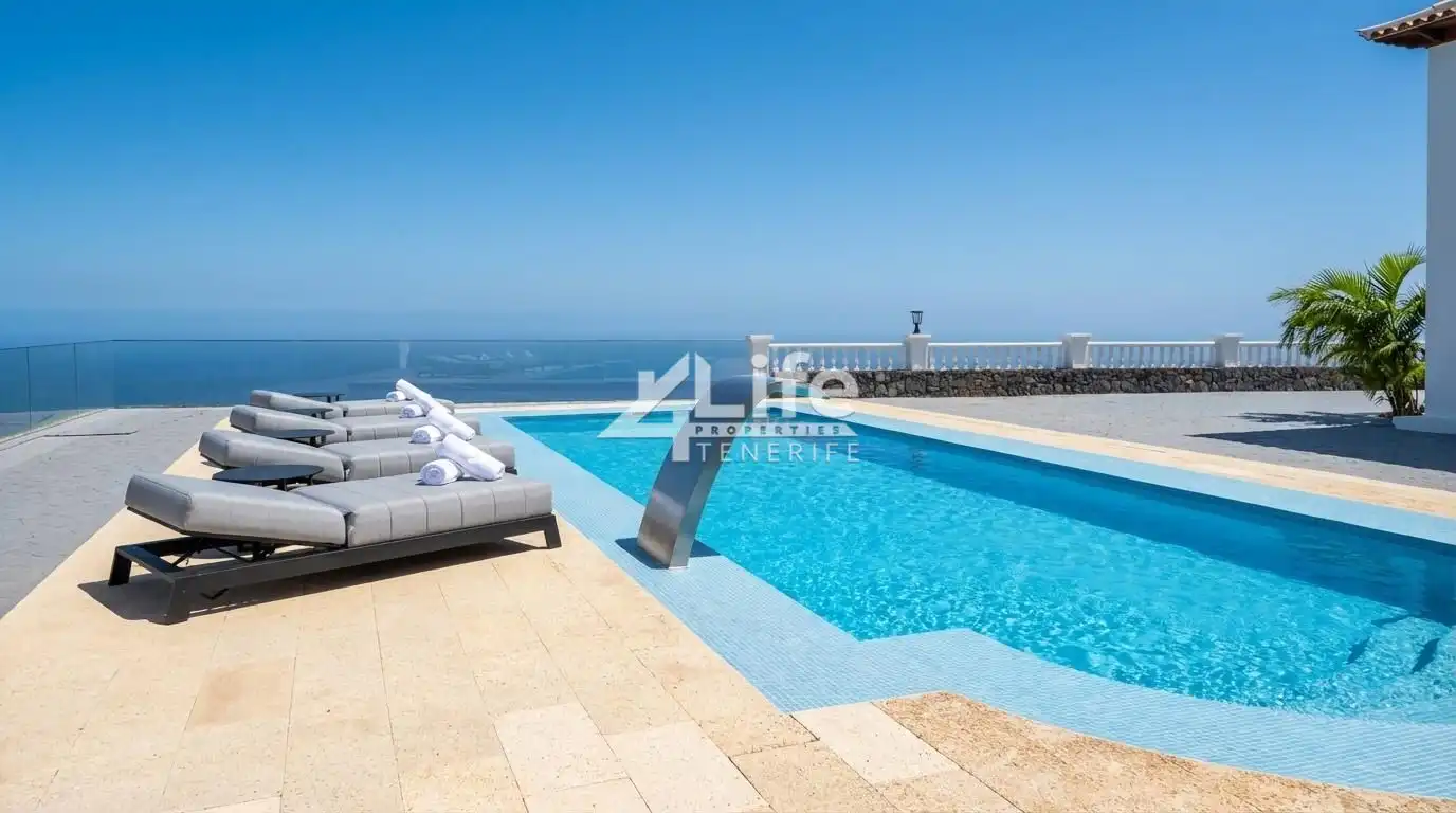 Piscina de Casa o chalet en venta en Candelaria con Aire acondicionado, Jardín privado y Terraza