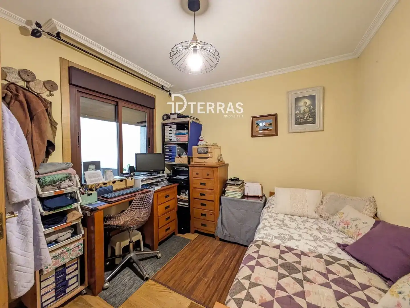 Habitación de Piso en venta en Campo Lameiro con Calefacción, Trastero y Amueblado