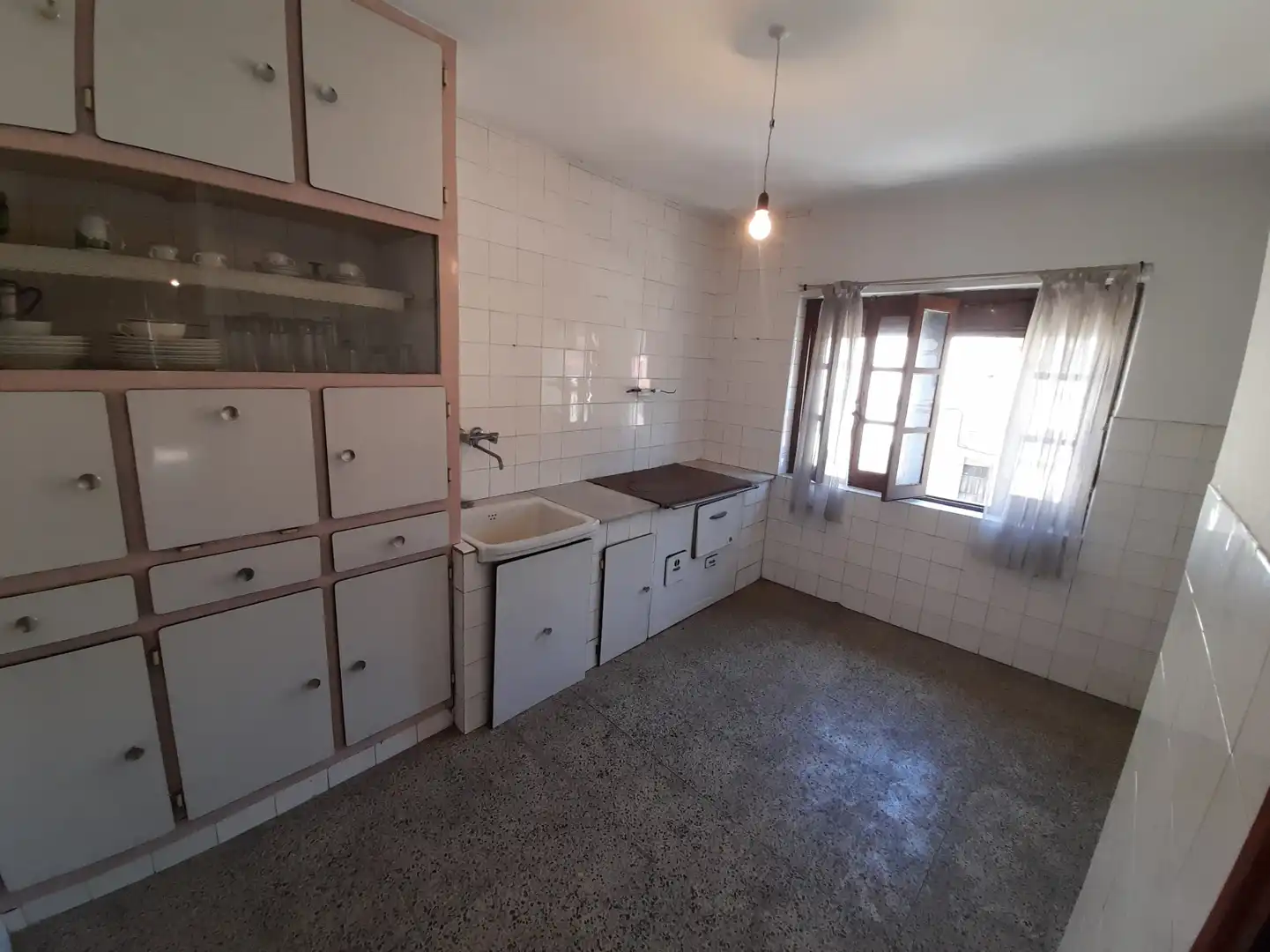 Cuina de Casa o xalet en venda en Laviana amb Calefacció i Traster