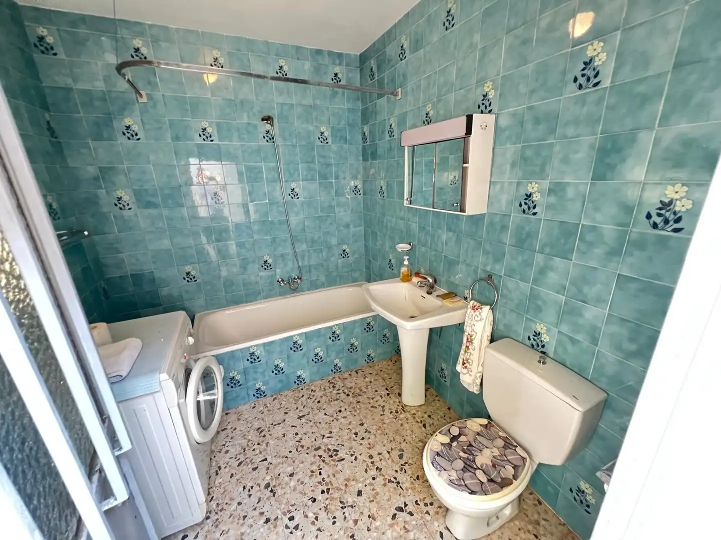 Bathroom of Houses for sale in Alcaudete de la Jara