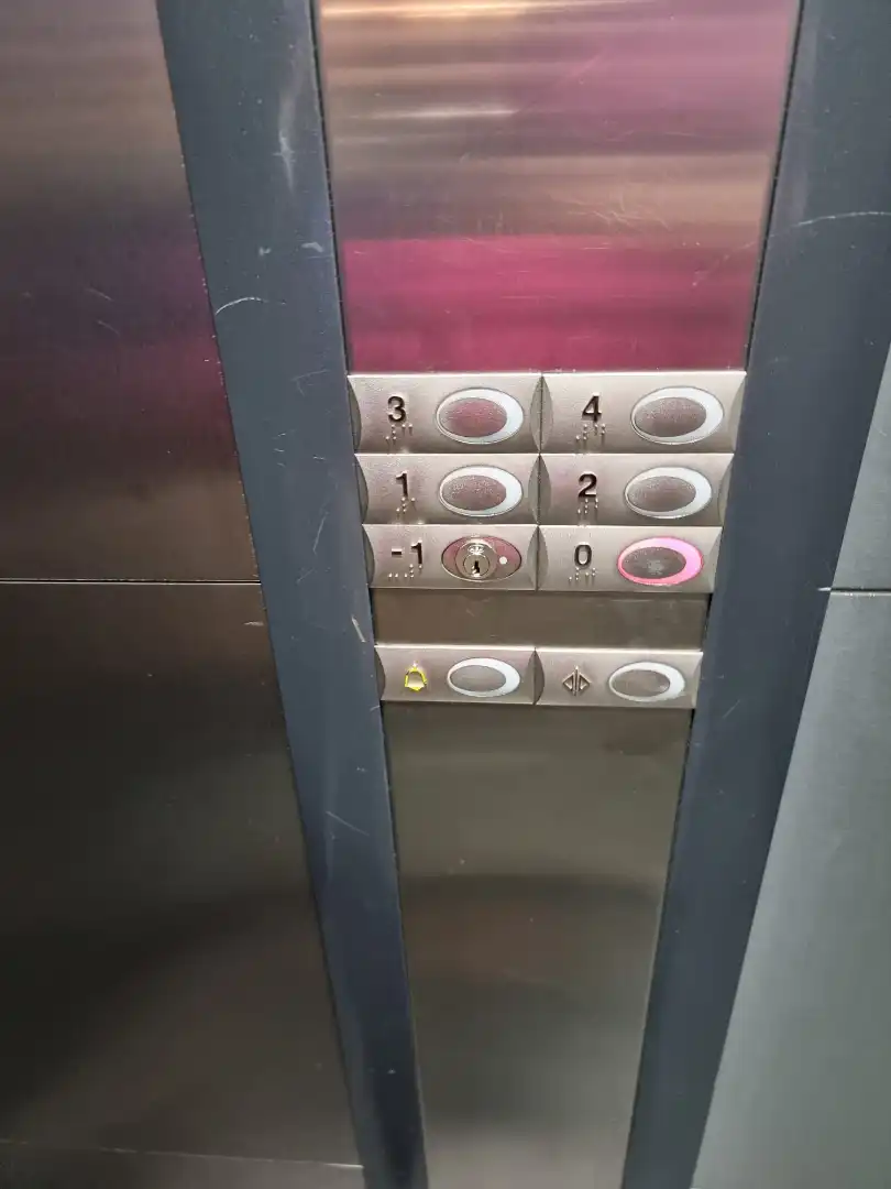 Office space with lift to rent in Pisa, imagen 13
