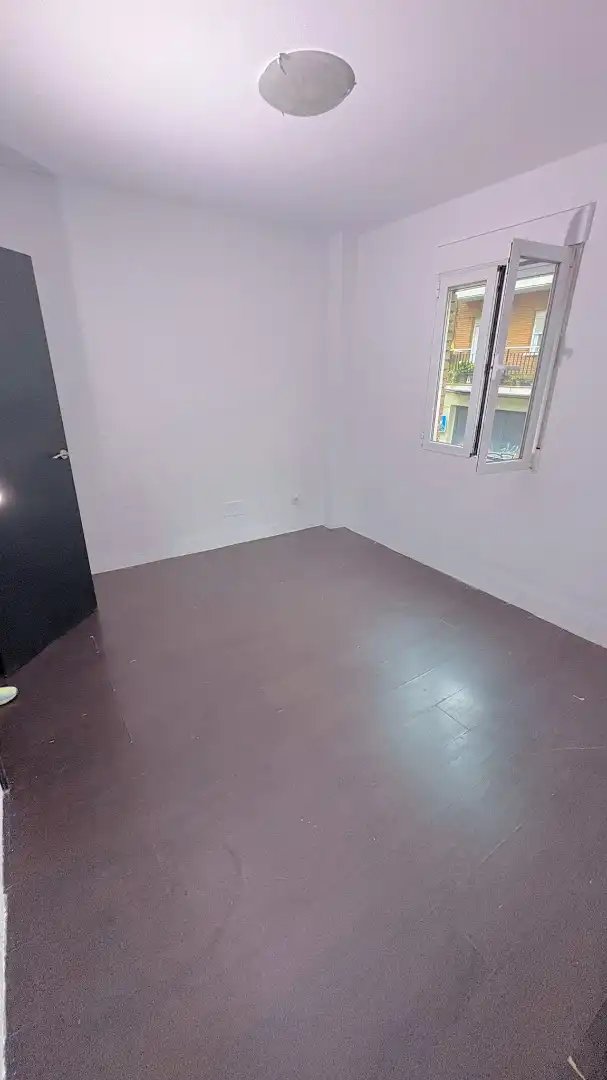 Dormitori de Casa adosada en venda en Madrid amb Calefacció, Parquet i Forn