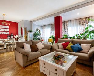 Living room of Flat for sale in  Madrid Capital  with Air Conditioner, Heating and Storage room