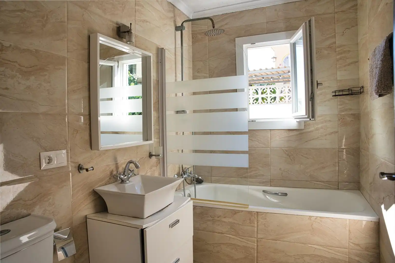 Bathroom of Houses for sale in Jávea / Xàbia  with Air Conditioner, Heating and Private garden