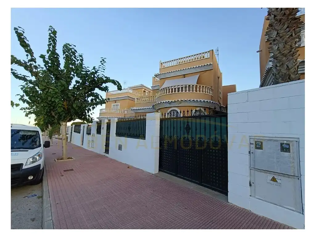 Casa in vendita a Calle Velazquez-Pg 11 24
