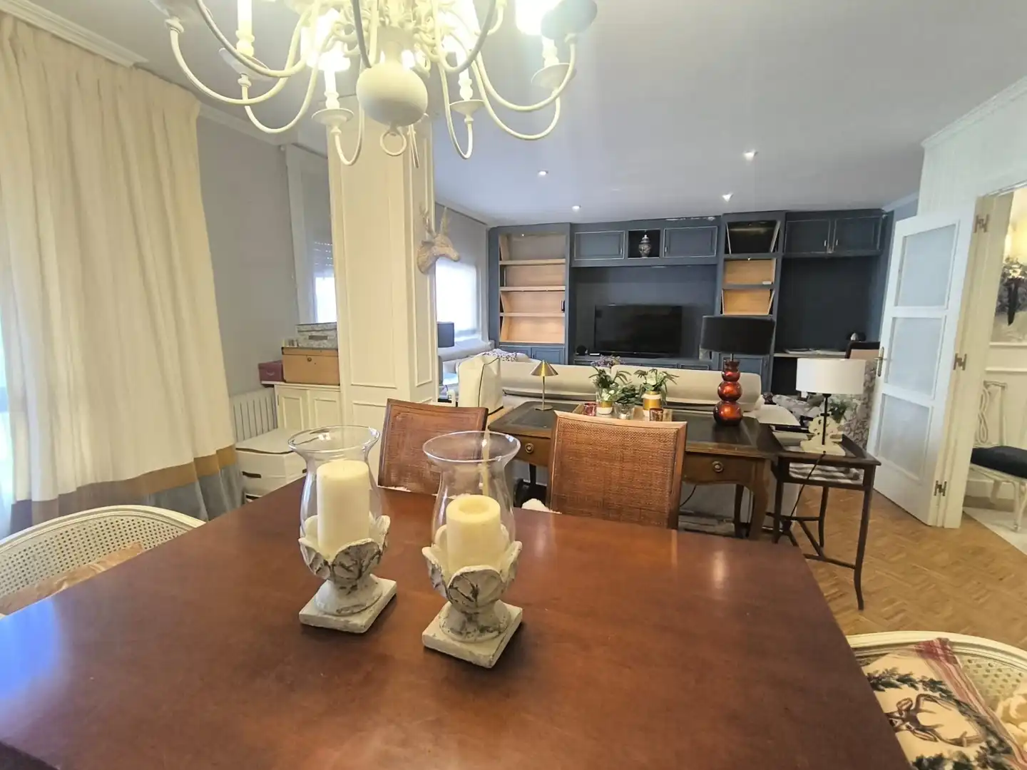 Comedor de Piso en venta en Pontevedra Capital  con Calefacción, Parquet y Horno