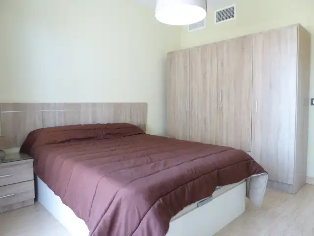 Schlafzimmer von Wohnungen zur Miete in Málaga mit Klimaanlage, Terrasse und Möbliert