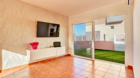 Foto 3 de Piso en venta en Guirre, Corralejo, La Oliva