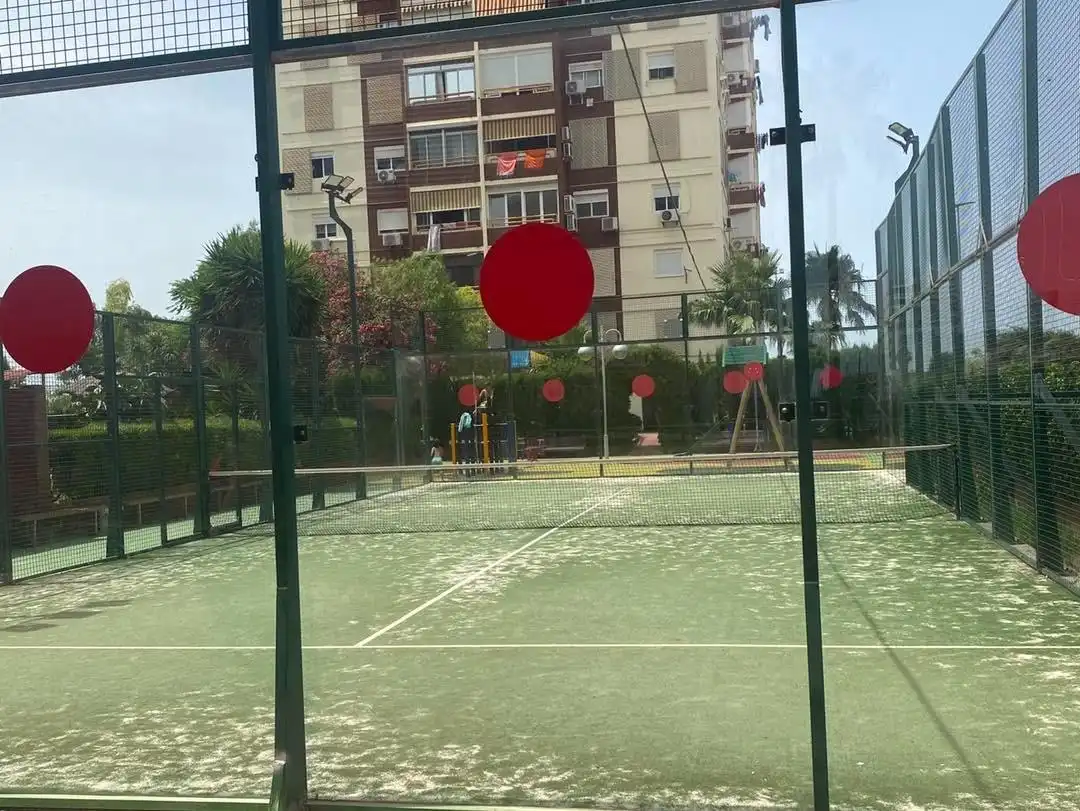 Vista exterior de Pis per a compartir en La Pobla de Farnals amb Aire condicionat, Jardí privat i Terrassa