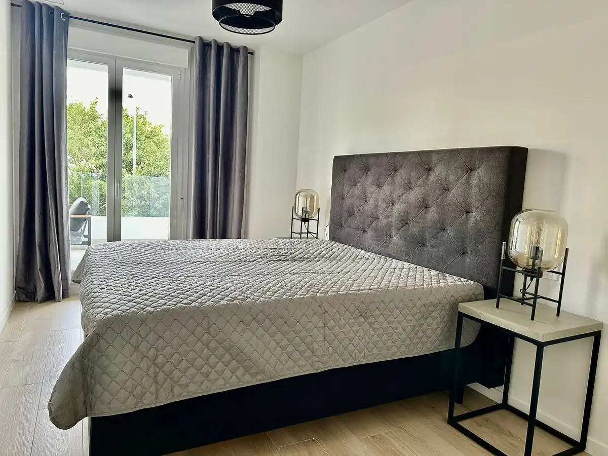 Bedroom of Apartments for rent in Marbella  with Air Conditioner, Furnished and Oven