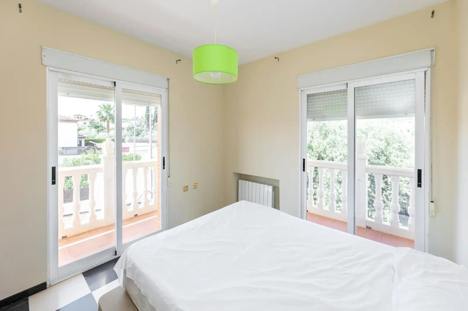 Chalet con piscina en venta en Calle Camacha 10, imagen 17