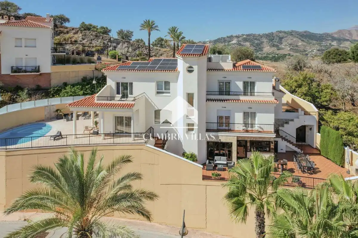 Casa amb piscina en venda a Velilla - Velilla Taramay, imagen 2
