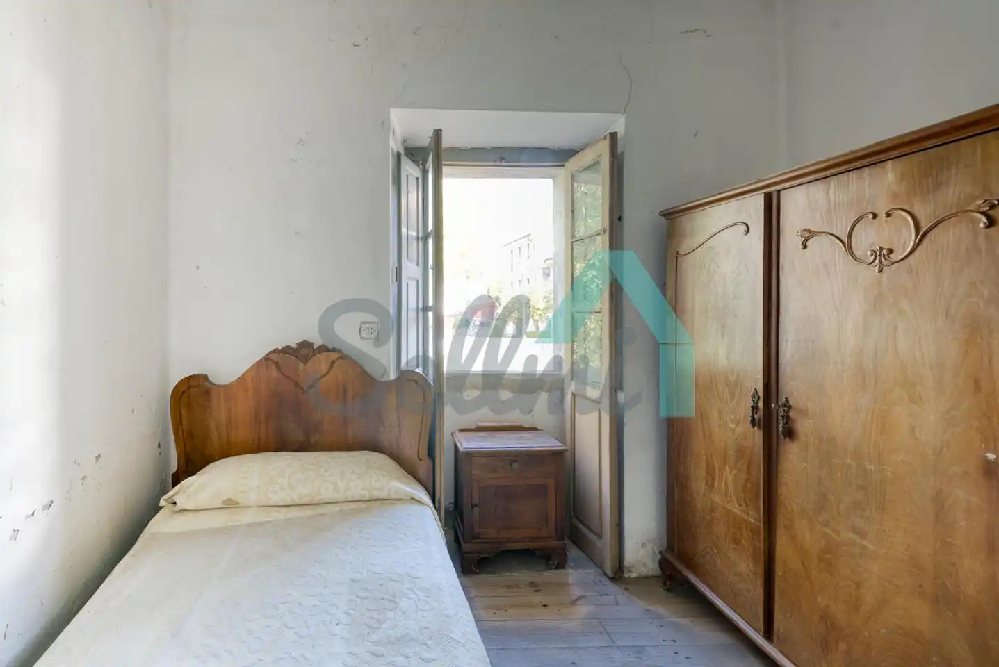 Habitación de Casa adosada en venta en Oviedo 