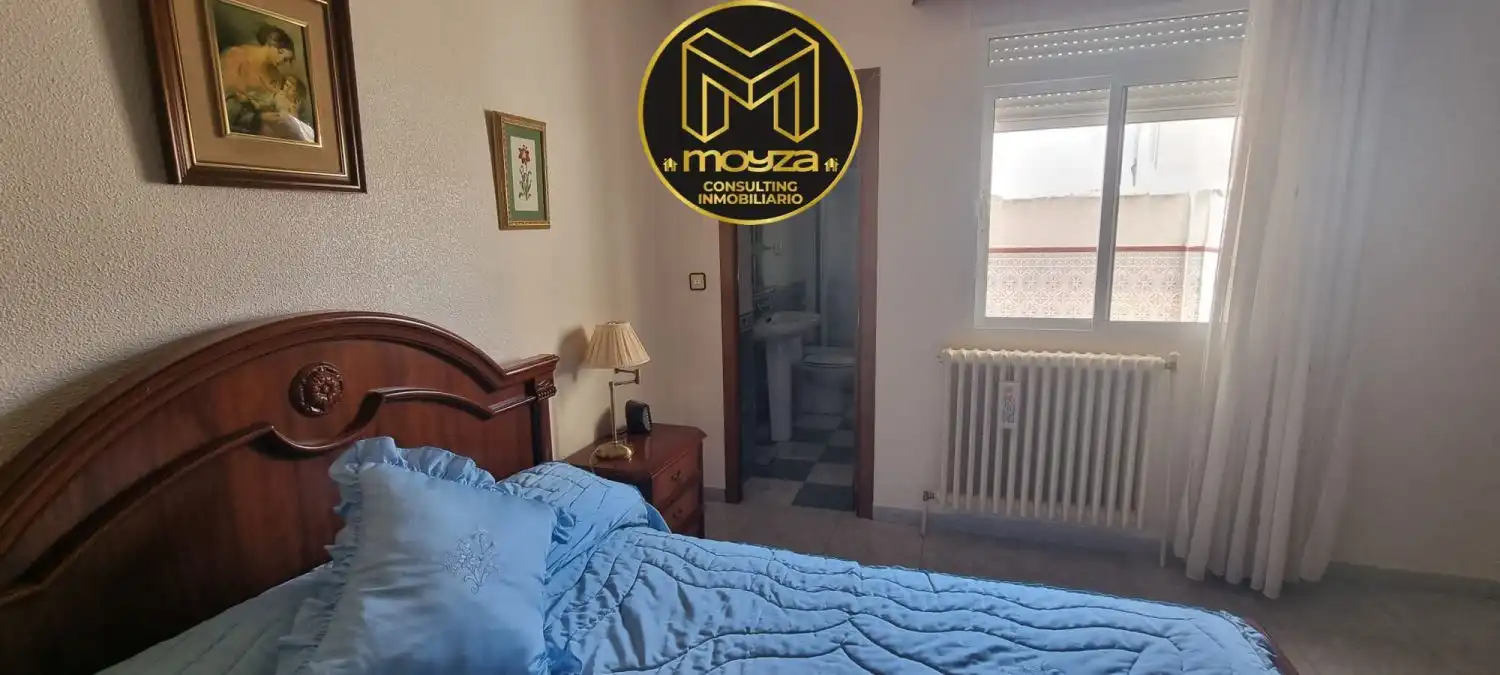 Piso con terraza en venta en Martos, imagen 12