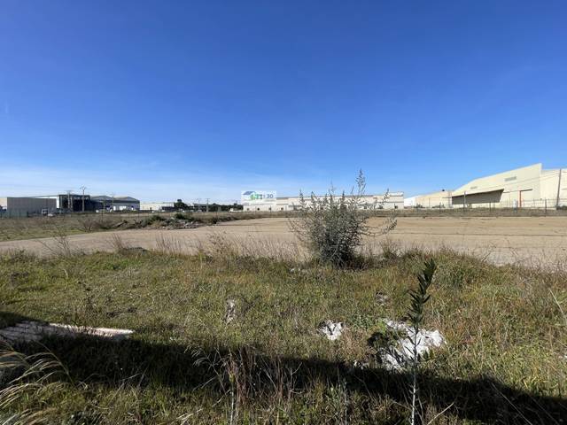 Terreno residencial en Venta en C/ H en Santa Isabel