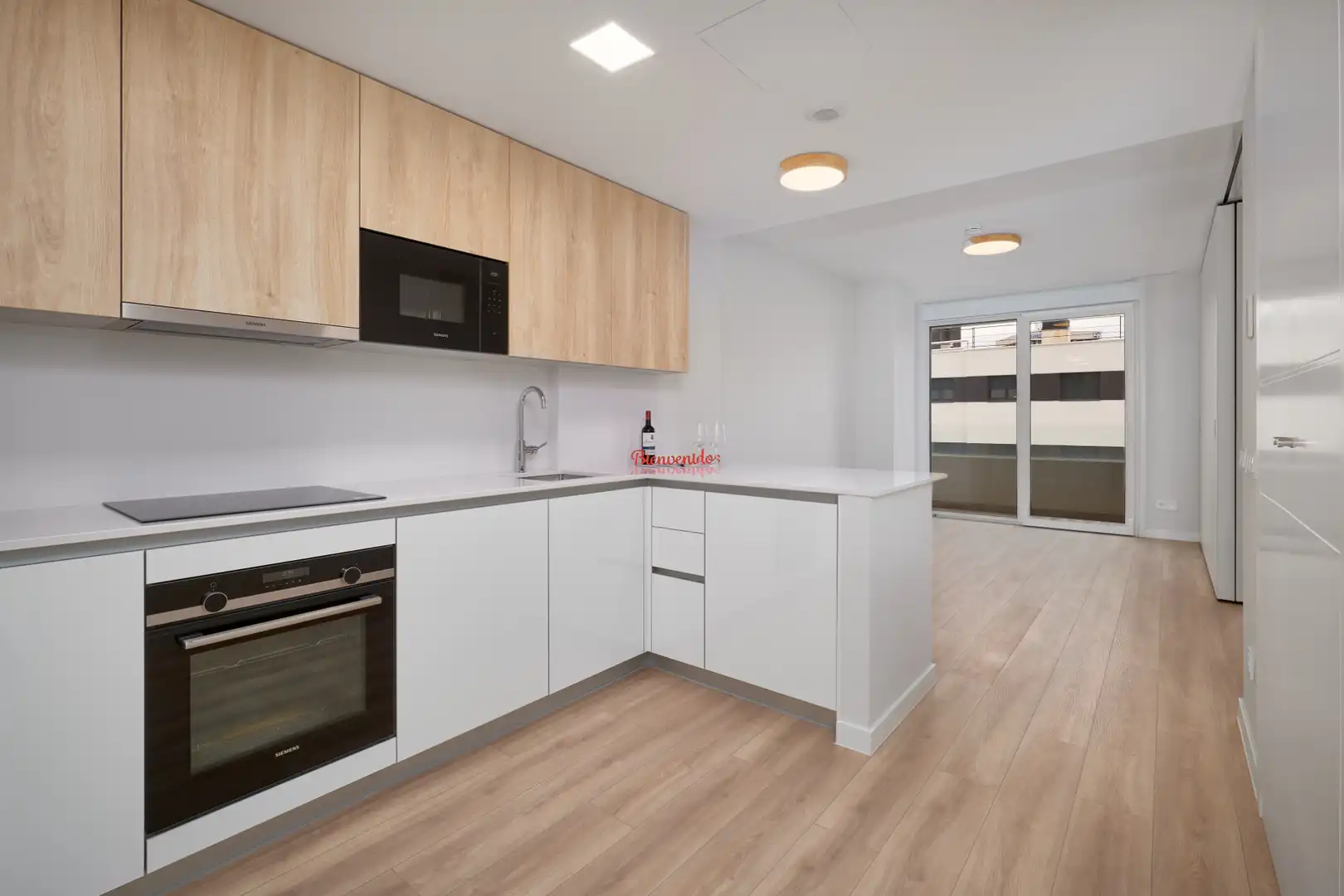 Küche von Wohnung zur Miete in Madrid mit Klimaanlage, Terrasse und Abstellraum