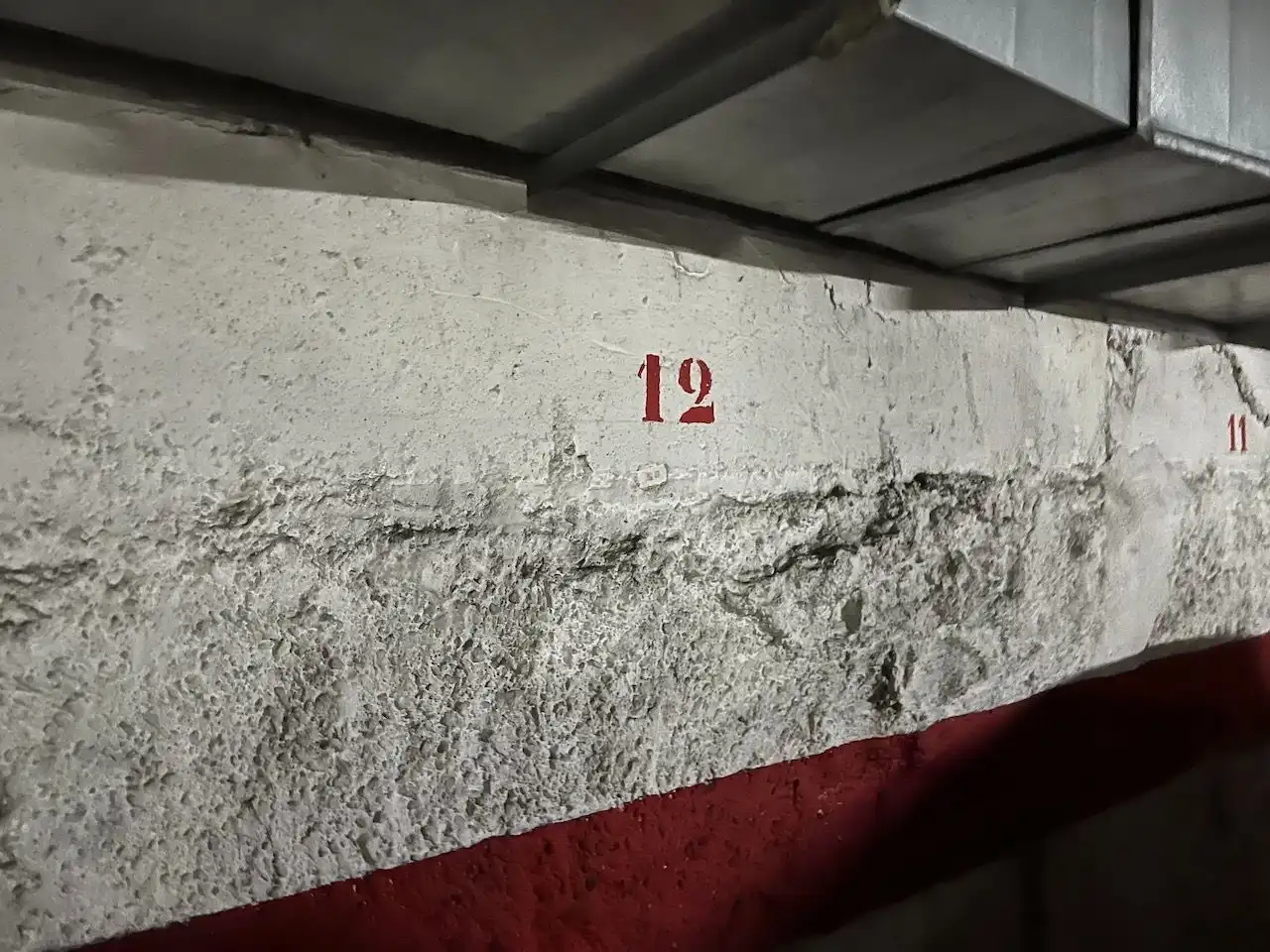 Parking de Ático de alquiler en Vélez-Málaga con Aire acondicionado, Calefacción y Terraza