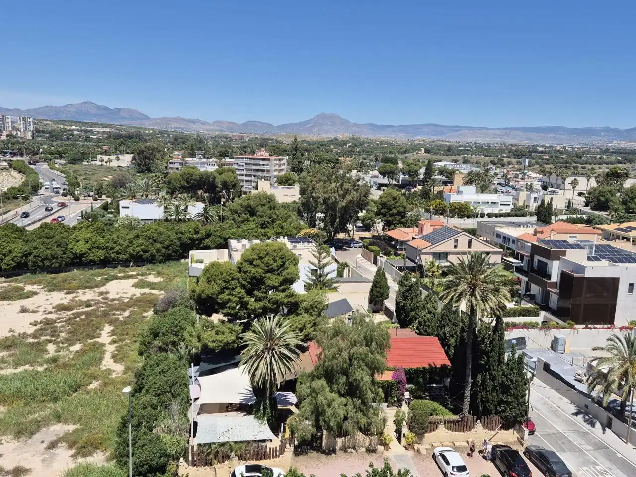 Vista exterior de Pis en venda en Alicante / Alacant amb Aire condicionat i Terrassa