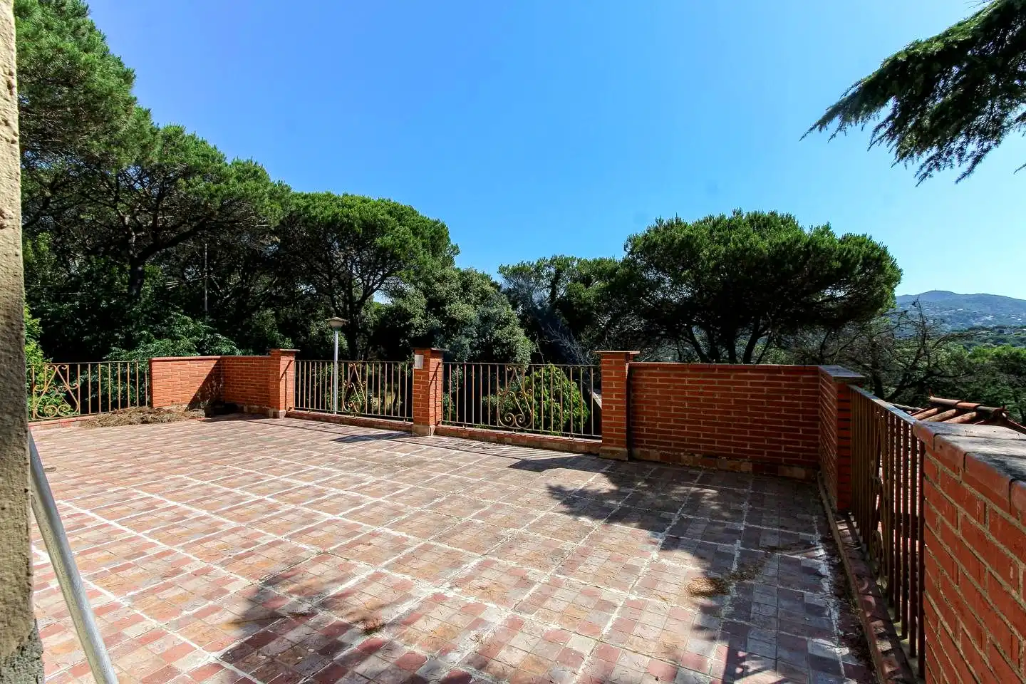 Terrassa de Casa o xalet en venda en Montornès del Vallès amb Jardí privat, Terrassa i Piscina