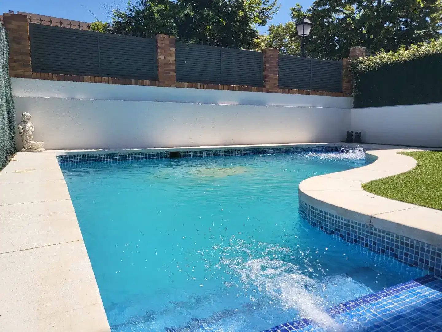 Piscina de Casa o xalet en venda en Villaviciosa de Odón amb Aire condicionat, Jardí privat i Parquet