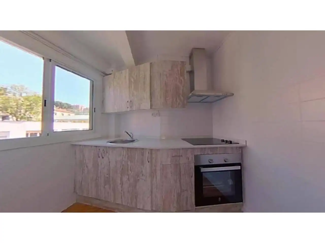 Flat for sale in Calle Pare Jacint Alegre, imagen 4