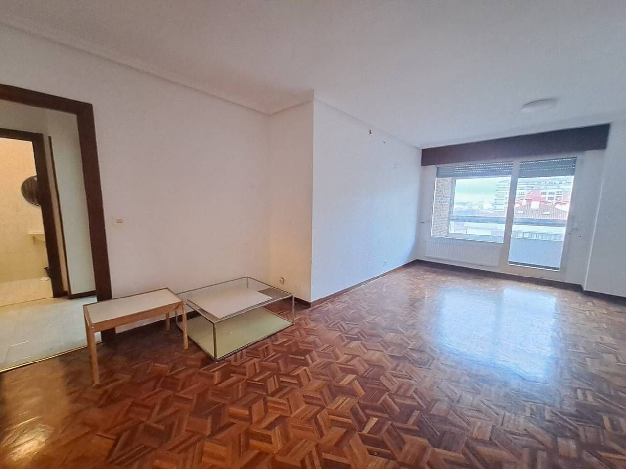Sala de estar de Piso en venta en Burgos Capital con Calefacción, Terraza y Alarma