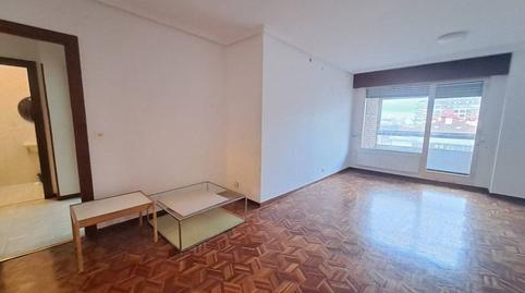 Foto 2 de Piso en venta en Avenida Paz, Villa Pilar, Burgos Capital