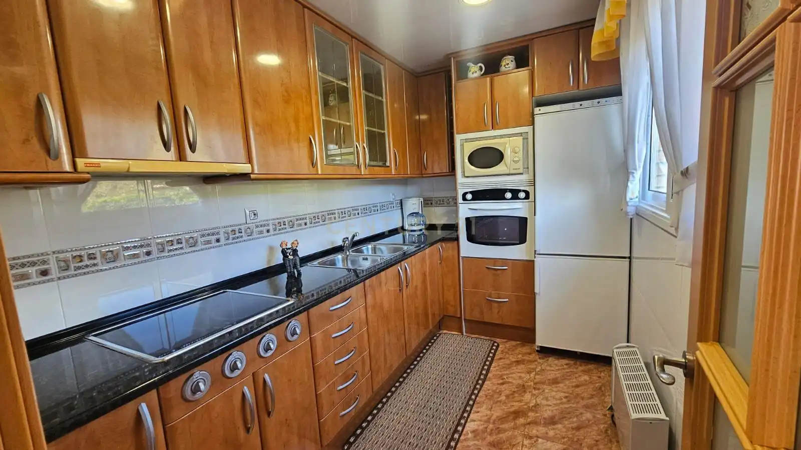 Cuina de Casa o xalet en venda en Lloret de Mar amb Jardí privat i Traster