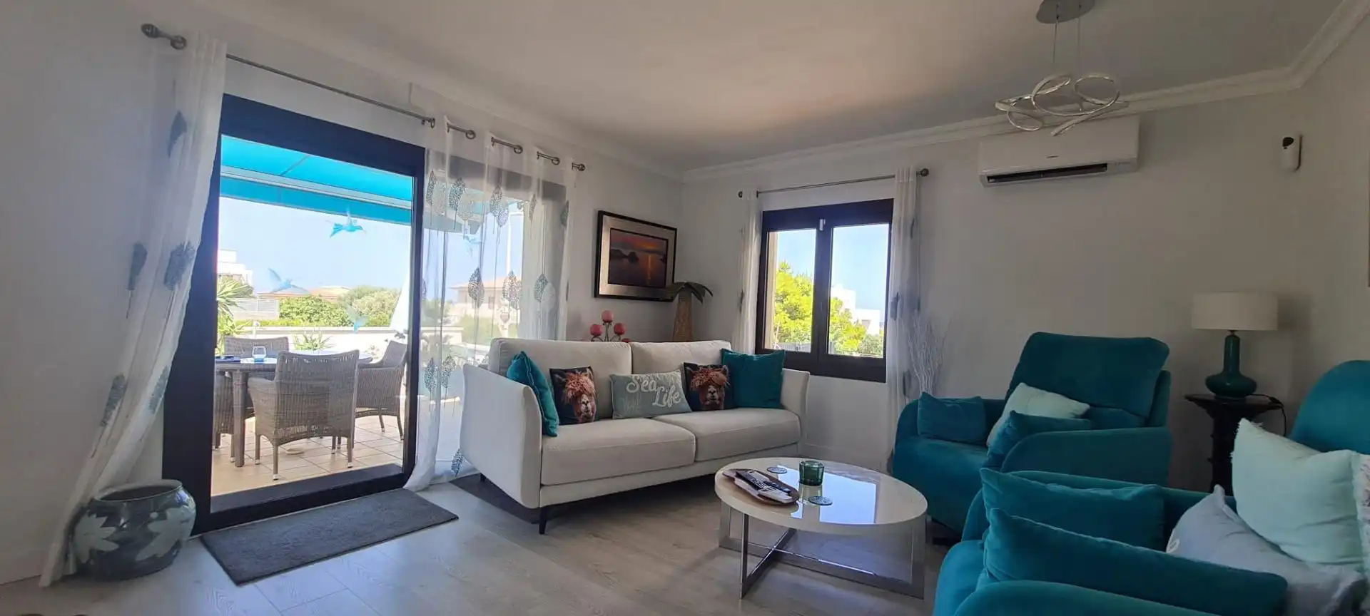 Sala d'estar de Casa o xalet en venda en Santa Margalida amb Aire condicionat, Calefacció i Jardí privat