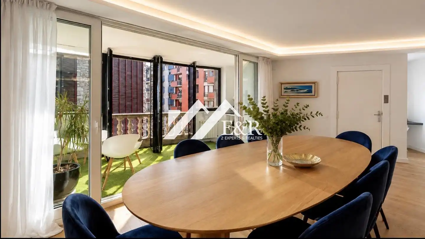 Dúplex con ascensor en venta en Calle de Na Maria Pla, imagen 2
