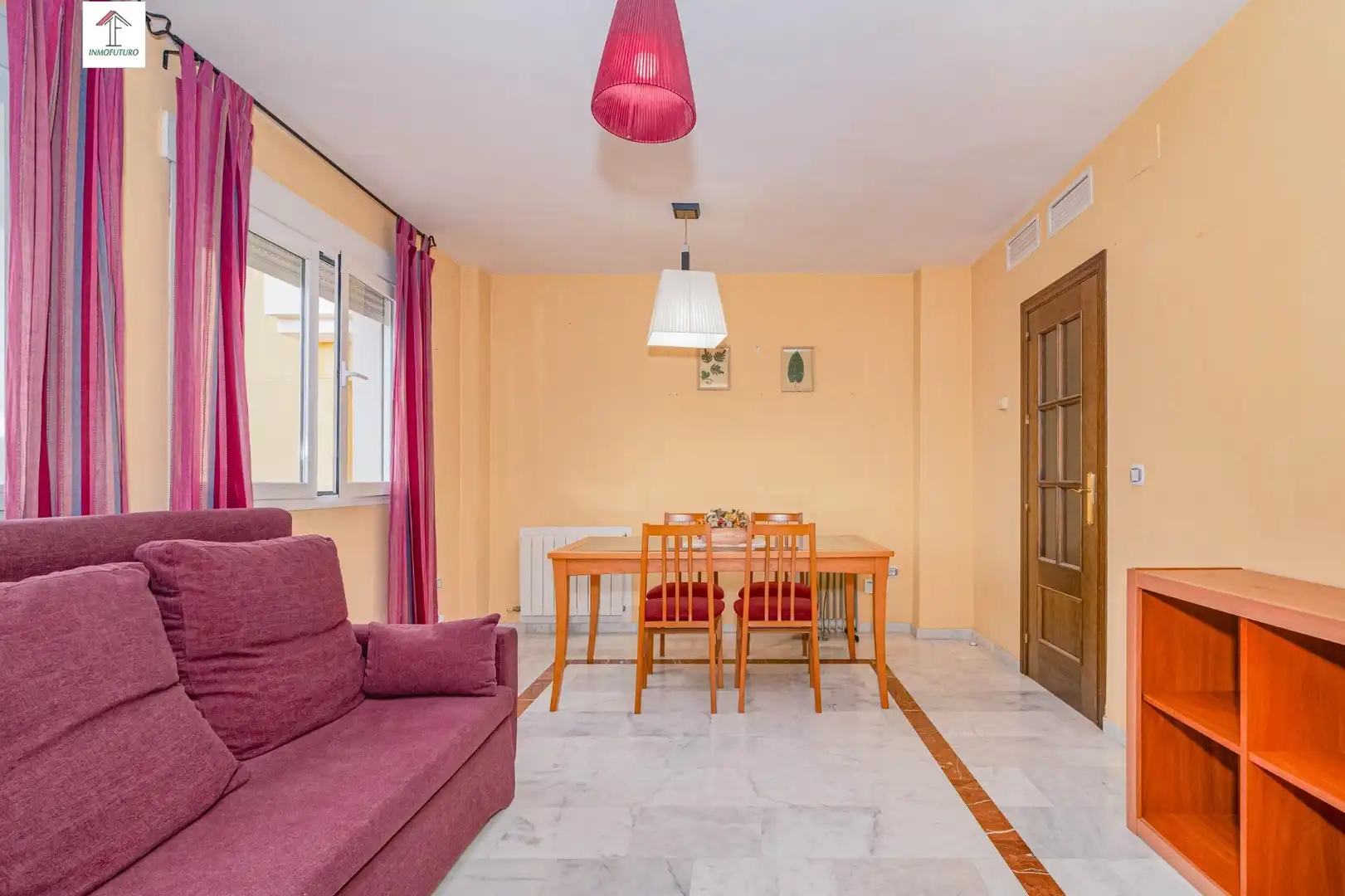Sala d'estar de Pis en venda en La Zubia Ciudad