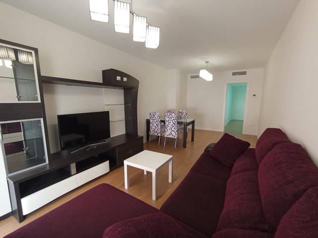 Piso en Alquiler en Carolinas Bajas