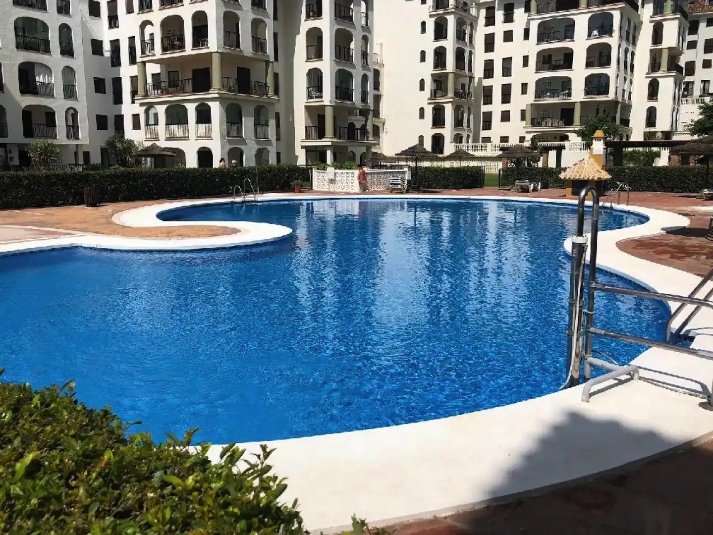 Mini appartamento con terrazza in vendita a Puerto de la Duquesa, imagen 5
