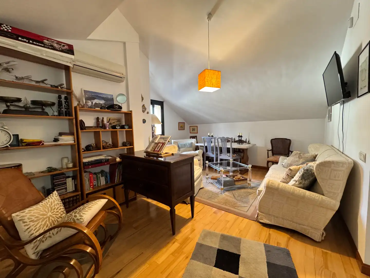 Living room of Houses for sale in El Escorial  with Air Conditioner, Heating and Private garden
