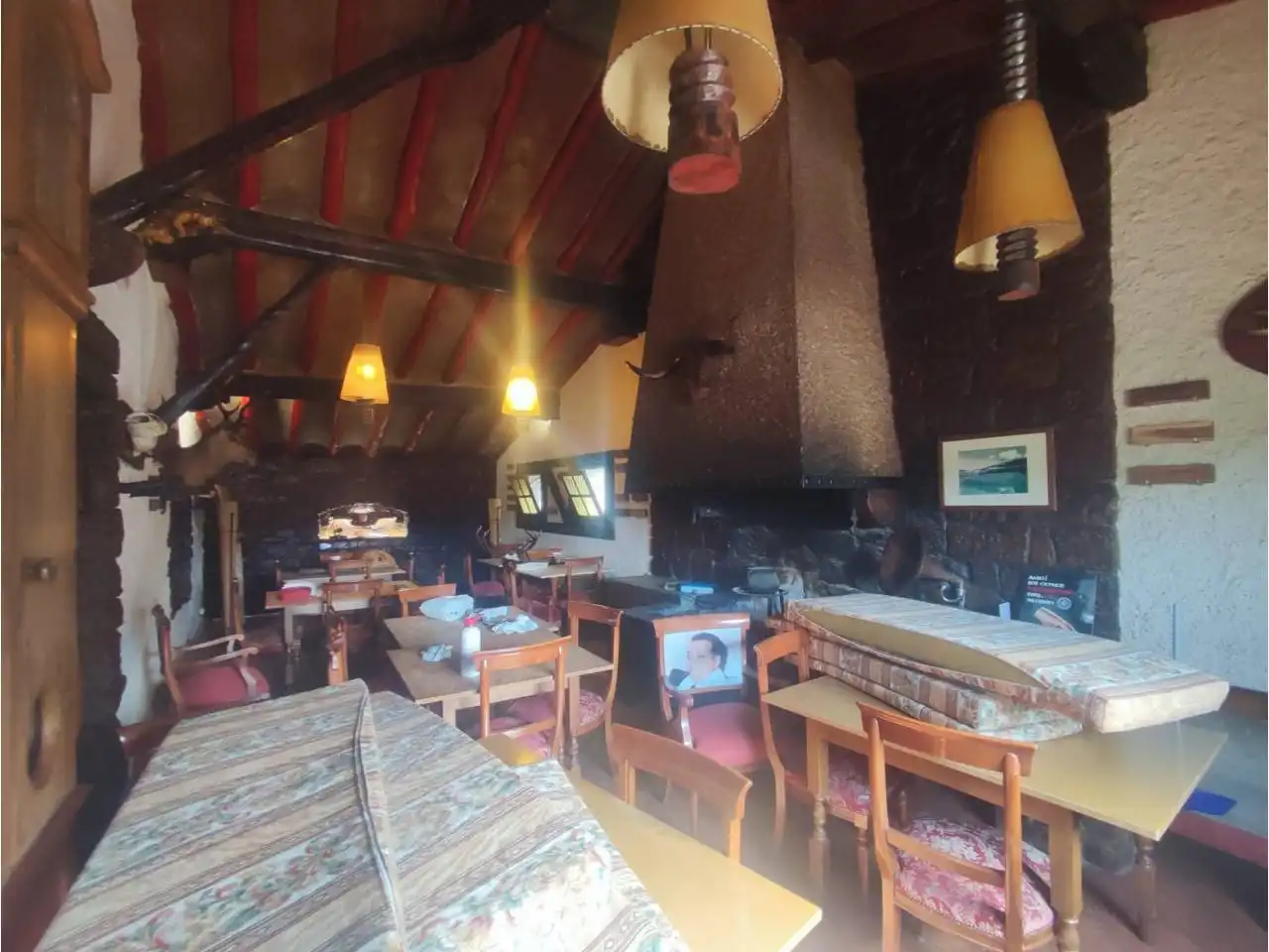 Local en venta en El Grado con Aire acondicionado