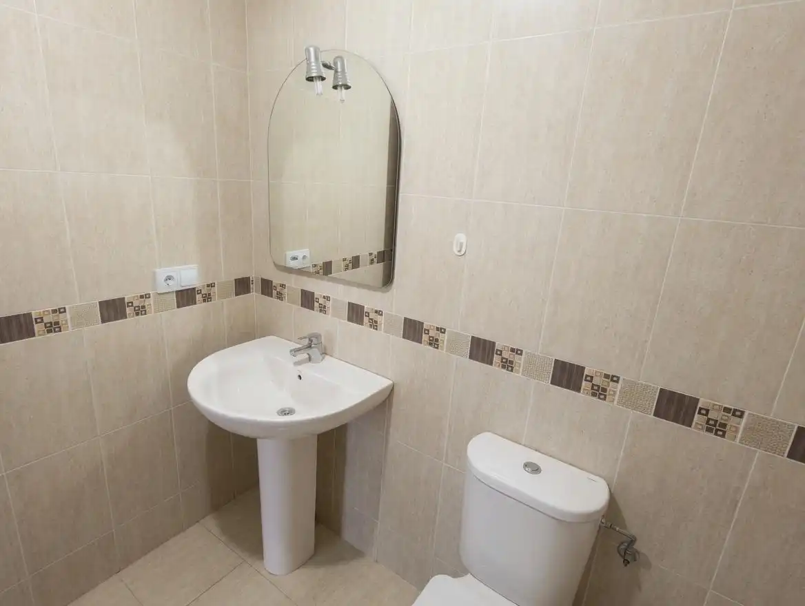 Bany de Pis en venda en Siero amb Calefacció i Balcó