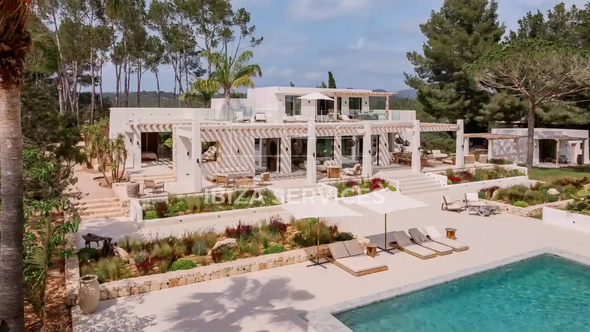 Haus oder Chalet zum Verkauf in Santa Eulària des Riu mit Klimaanlage und Schwimmbad