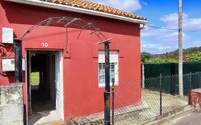 Exterior view of Single-family semi-detached for sale in Bergondo  with Private garden