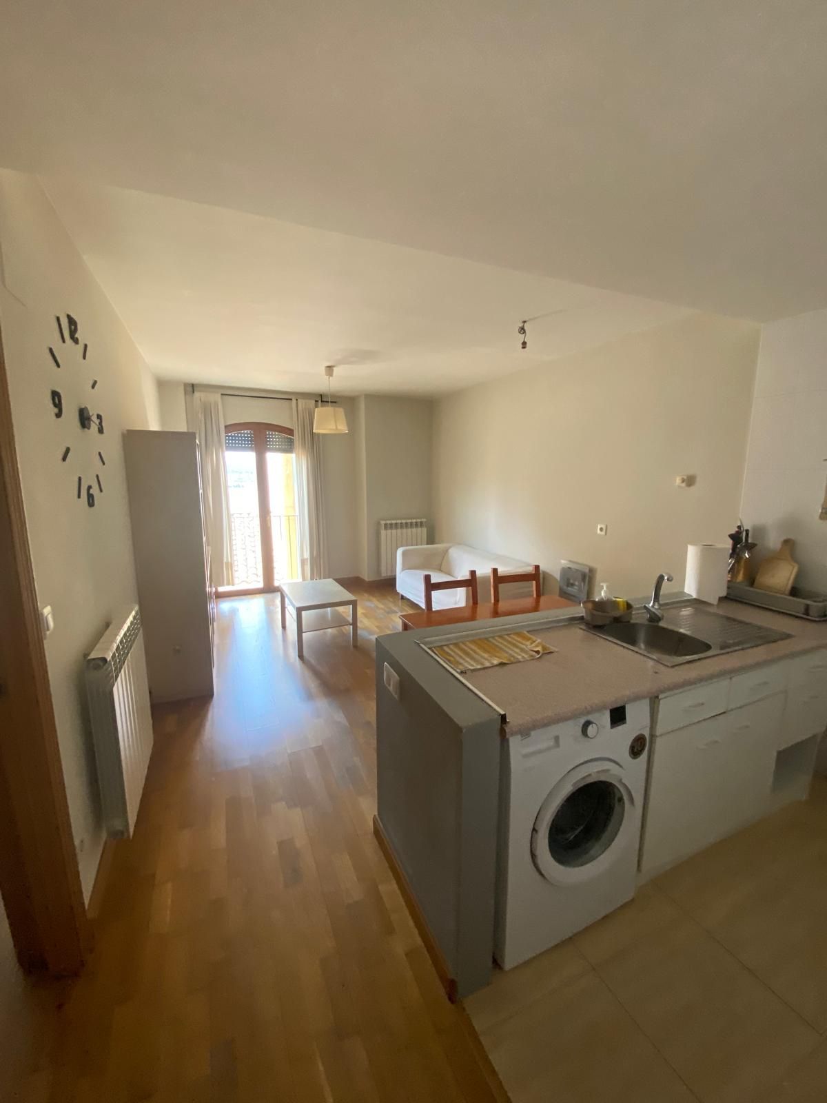 Bedroom of Flat for sale in Calahorra  with Heating, Parquet flooring and Oven