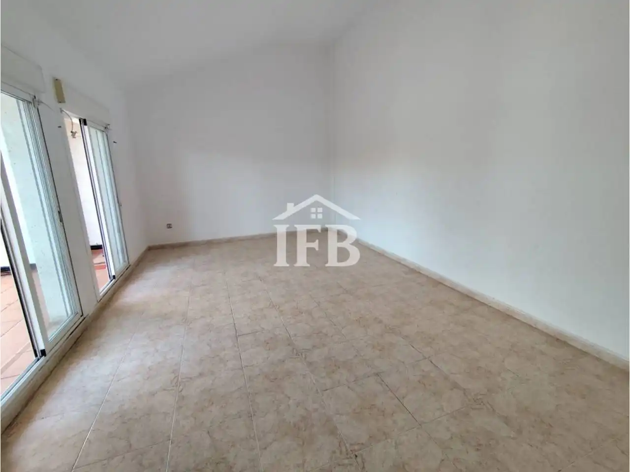Sala de estar de Casa adosada de alquiler en Badajoz con Aire acondicionado, Calefacción y Terraza