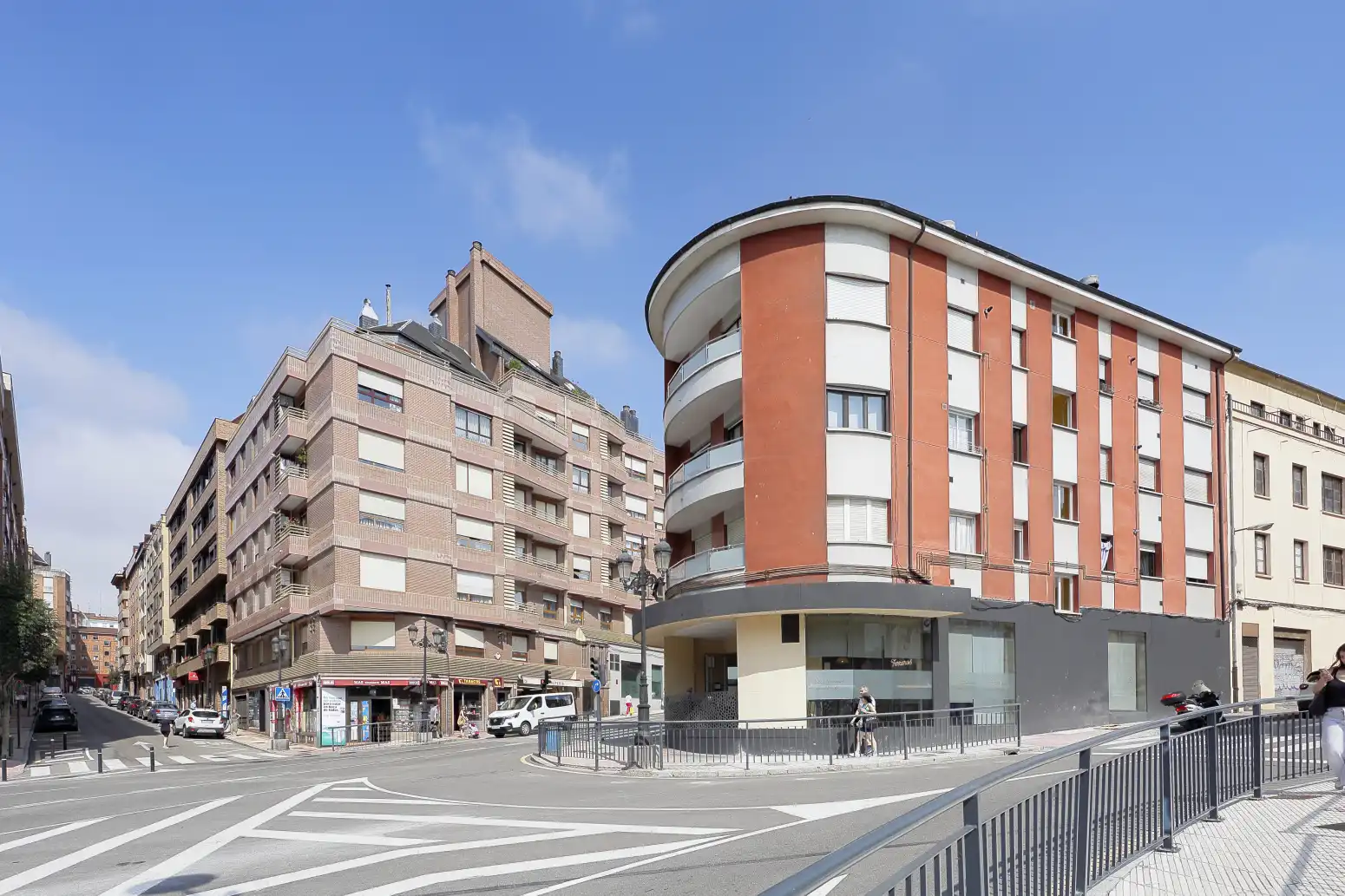 Pis en venda a Oviedo - CORONEL BOBES, 2, Ciudad Naranco - Prados de La Fuente
