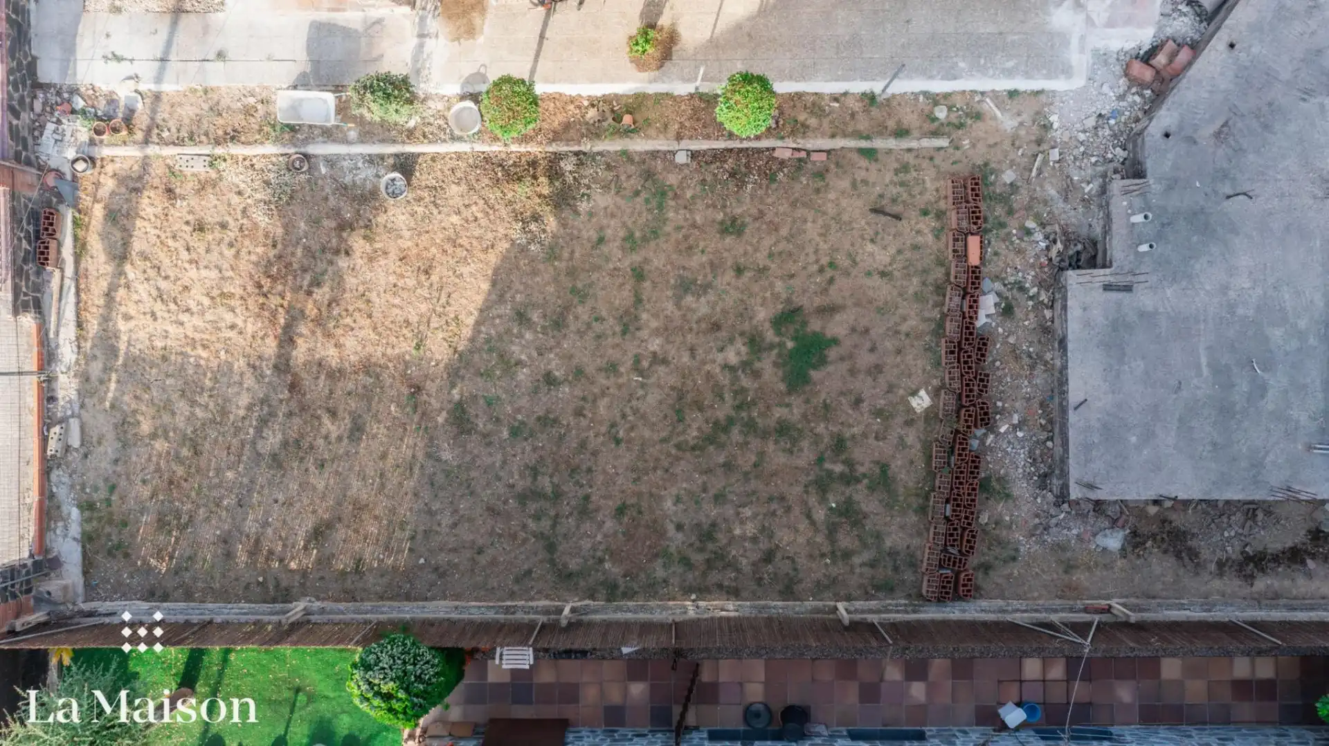 Terreno residenziale in vendita a Carrer Llinars 216