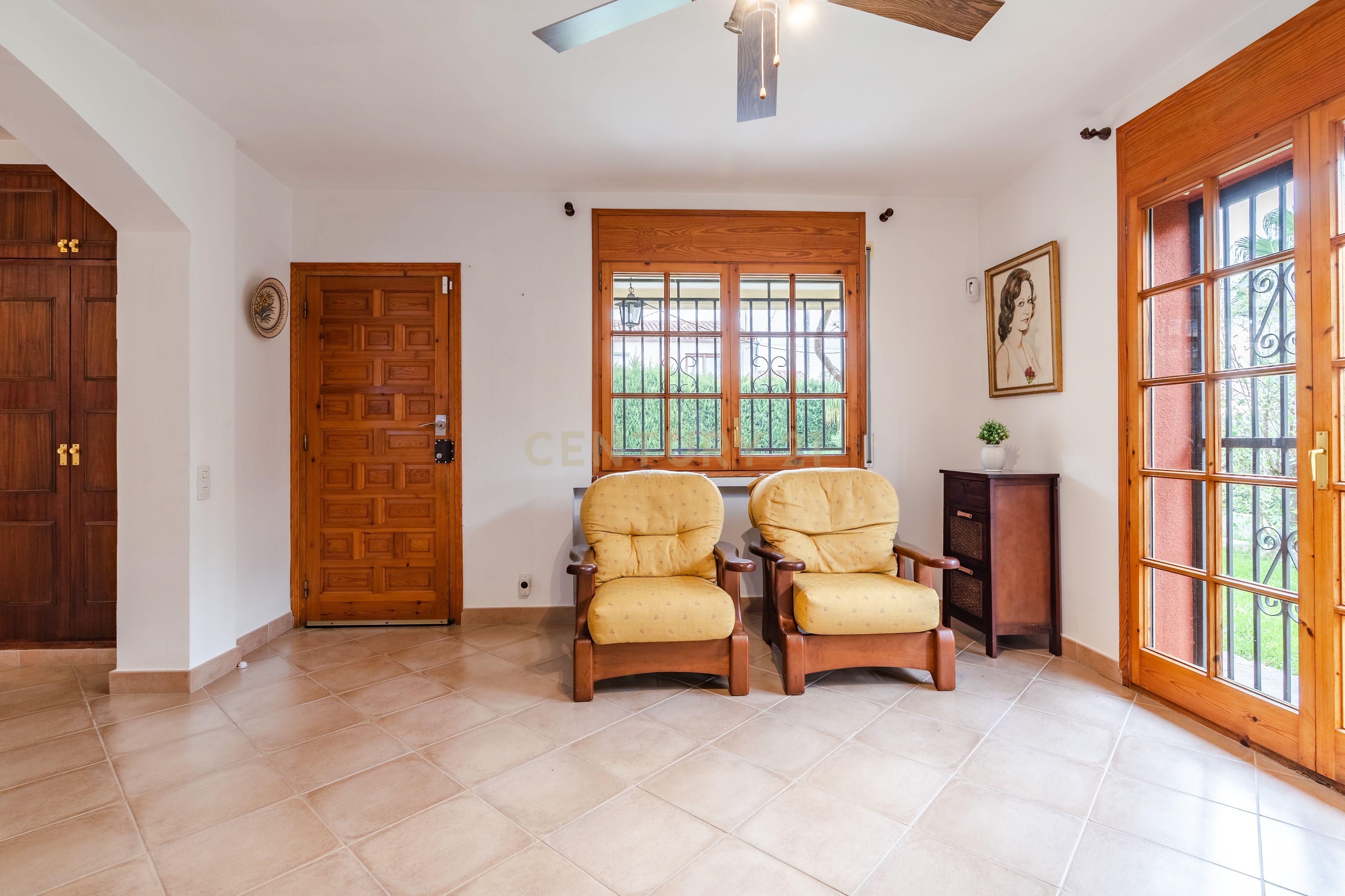 Casa o xalet en venda en Santa Oliva amb Jardí privat, Traster i Alarma