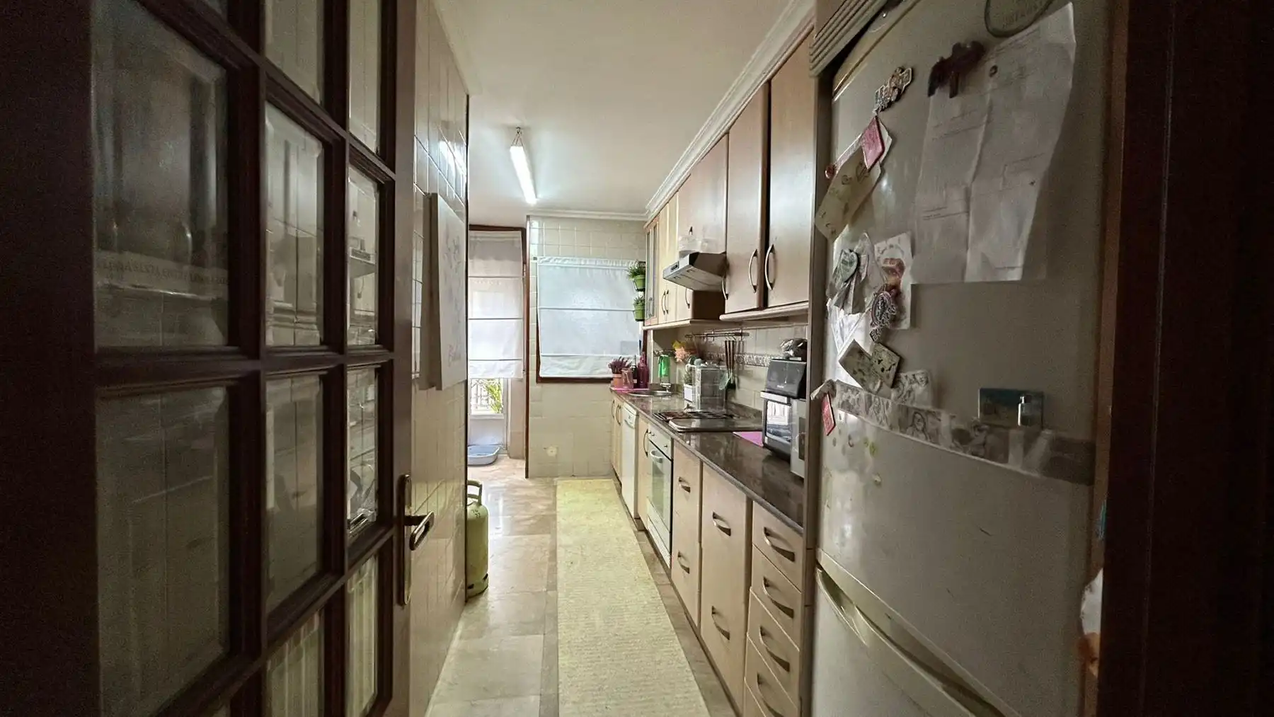 Cocina de Piso en venta en Ribeira con Amueblado, Horno y Lavadora